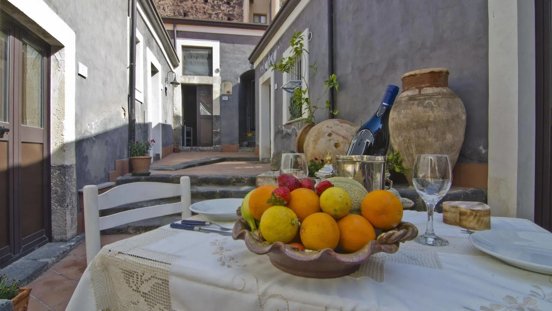 Polo Turistico Le Ninfe Hotel Catania Italia